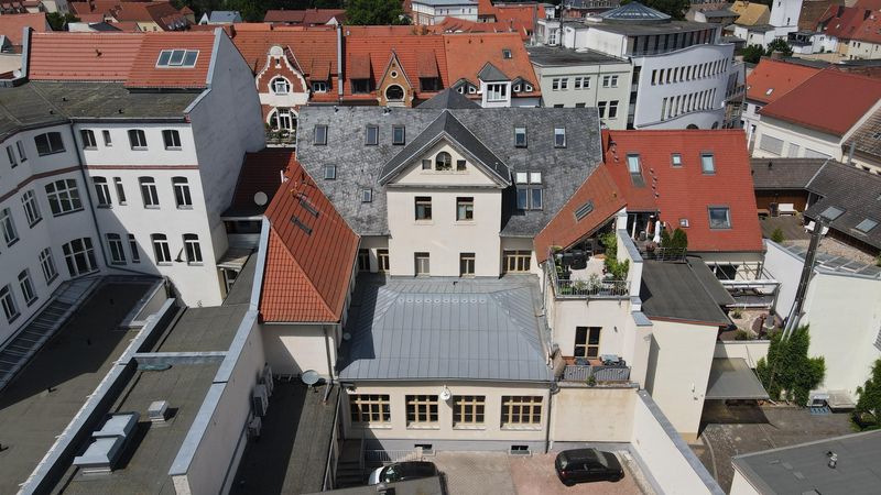 ÜBER 50K NETTO - Architektonisches Unikat mit Wohn- und Gewerbeflächen – Kulturdenkmal in Köthen